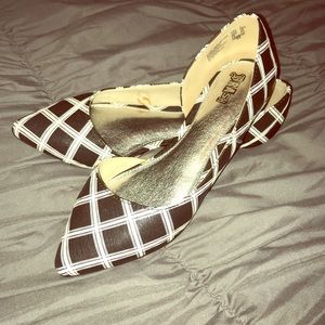 Black and white flats Size 7
